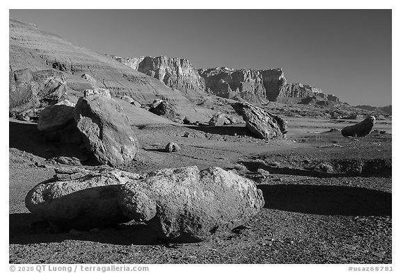 Boulders and Vermillion Cliffs. Vermilion Cliffs National Monument, Arizona, USA (black and white)