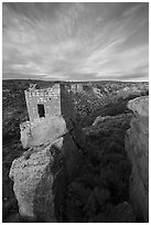 Stronghold House on rim of Little Ruin Canyon. Hovenweep National Monument, Colorado, USA ( black and white)