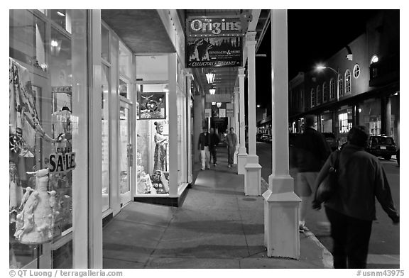 Galleries and sidewak by night. Santa Fe, New Mexico, USA