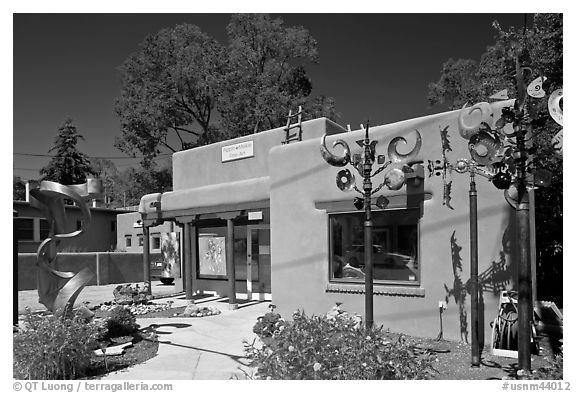 Art gallery and modern sculptures. Santa Fe, New Mexico, USA