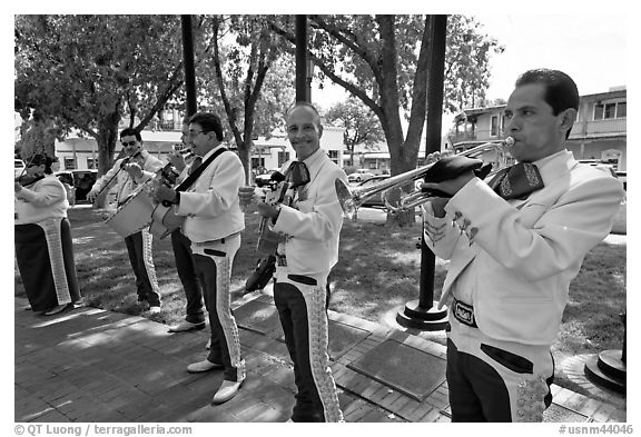 Mariachi musicians. Albuquerque, New Mexico, USA