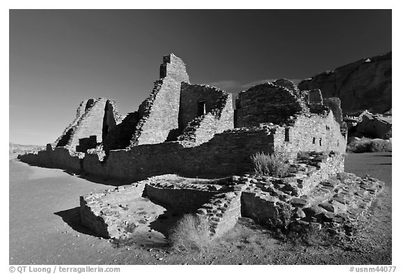 Pueblo Bonito, early morning. Chaco Culture National Historic Park, New Mexico, USA (black and white)