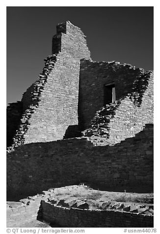 Brick walls, Pueblo Bonito. Chaco Culture National Historic Park, New Mexico, USA (black and white)
