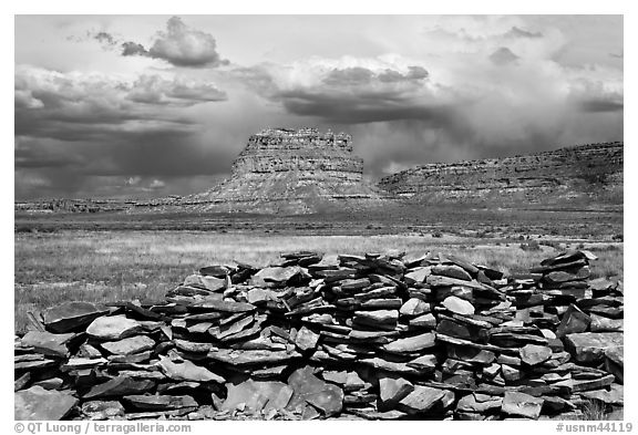 Wall and Fajada Butte, afternoon. Chaco Culture National Historic Park, New Mexico, USA