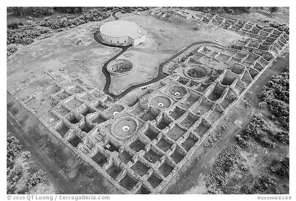 Aerial View of West Ruin and restored Great Kiva. Aztek Ruins National Monument, New Mexico, USA (black and white)