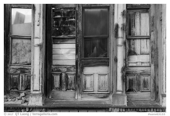 Facade of boarded-up store, Eureka. Nevada, USA (black and white)