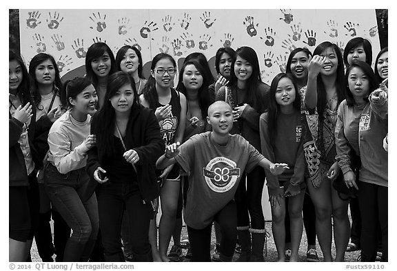 Students, University of Texas. Austin, Texas, USA (black and white)