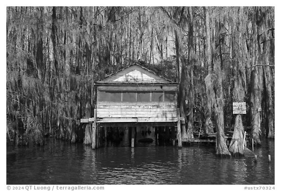 Dick Charlie Tea Room, Caddo Lake. Texas, USA (black and white)