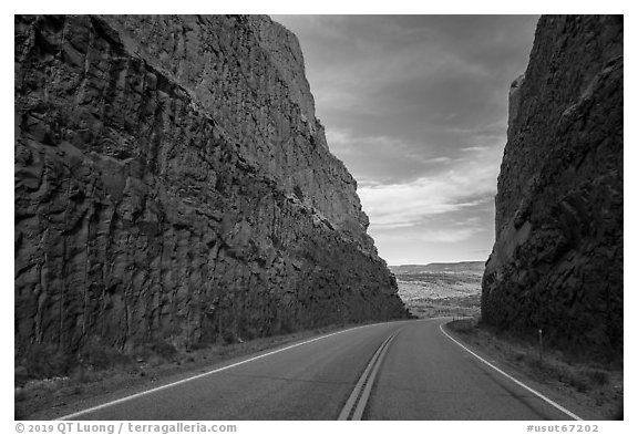 Road cut through Comb Ridge anticline. Bears Ears National Monument, Utah, USA (black and white)