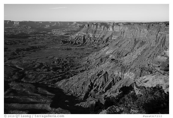 Lockhart Basin Canyon Rims from Needles Overlook. Bears Ears National Monument, Utah, USA (black and white)
