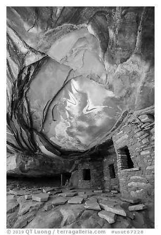 Fallen Roof Ruin. Bears Ears National Monument, Utah, USA (black and white)