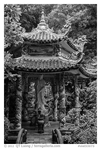 Statue and pavillion, Linh Ung. Da Nang, Vietnam (black and white)