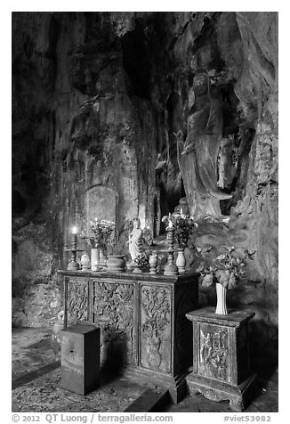 Bhuddist altar at the entrance of Huyen Khong cave. Da Nang, Vietnam (black and white)