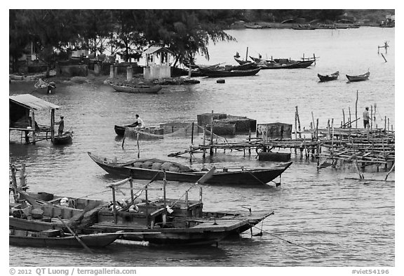 Boats and piers. Vietnam (black and white)