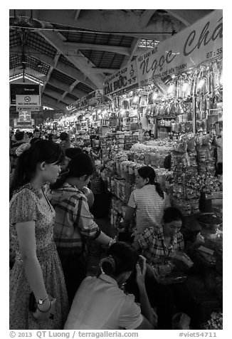Stalls inside Ben Thanh market. Ho Chi Minh City, Vietnam