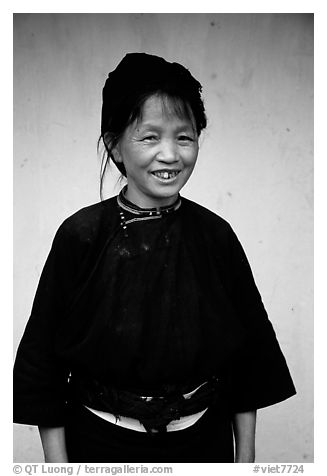 Woman of the Nung hill tribe in traditional dress. Northeast Vietnam