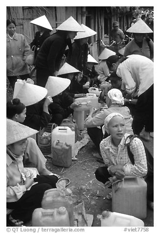 Alcohol stand, Cho Ra Market. Northeast Vietnam (black and white)