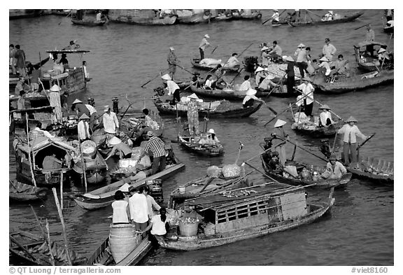 Floating market of Cai Ran. Can Tho, Vietnam