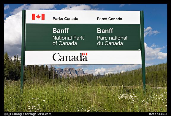 Bilingual sign at the entrance of the Park. Banff National Park, Canadian Rockies, Alberta, Canada