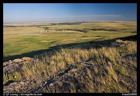 Plain seen from the top of the cliff, late afternoon, Head-Smashed-In Buffalo Jump. Alberta, Canada (color)