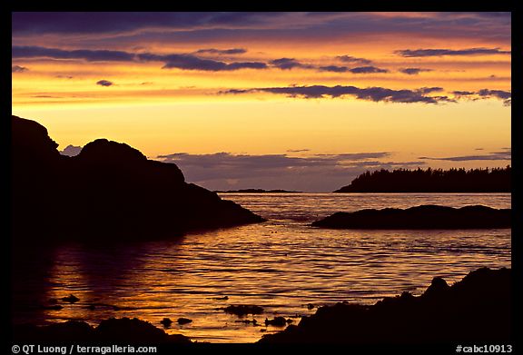 Sunset, Half-moon bay. Pacific Rim National Park, Vancouver Island, British Columbia, Canada