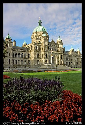 Parliament building, morning. Victoria, British Columbia, Canada (color)