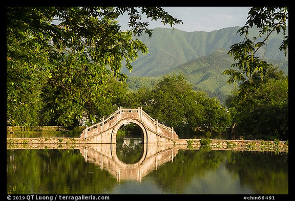 Bridge over South Lake. Hongcun Village, Anhui, China (color)
