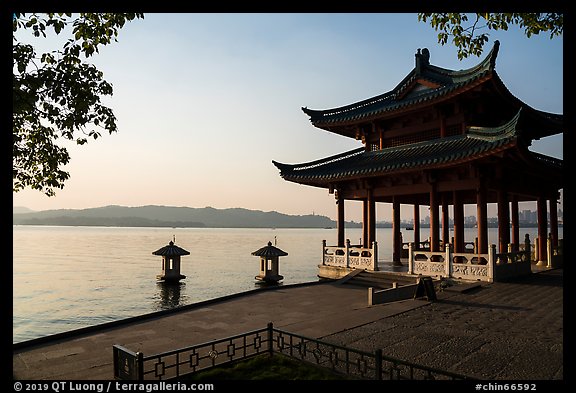 Imperial Pieer, Cuiguang Pavilion, West Lake. Hangzhou, China