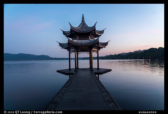 Tinwanqishe Pavilion at dawn, West Lake. Hangzhou, China (color)