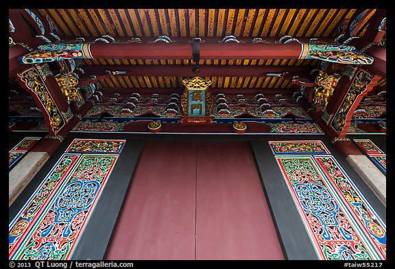 Looking up door of Lingxing gate, Confuscius Temple. Taipei, Taiwan