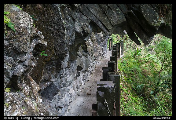 Narrow trail under rock overhang, Taroko Gorge. Taroko National Park, Taiwan (color)