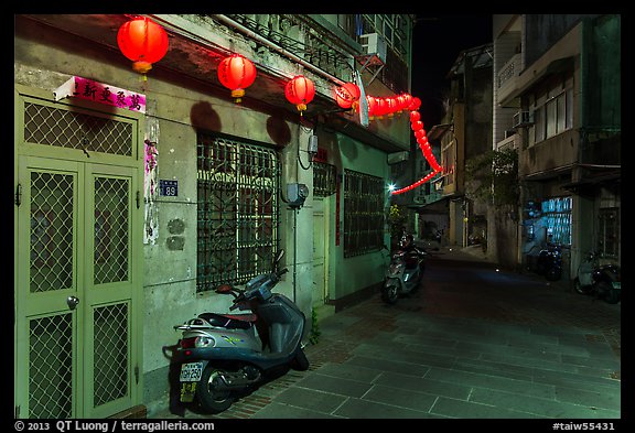Nine-turns lane with red paper lanterns at night. Lukang, Taiwan (color)
