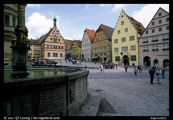 Fountain on Marktplatz. Rothenburg ob der Tauber, Bavaria, Germany (color)