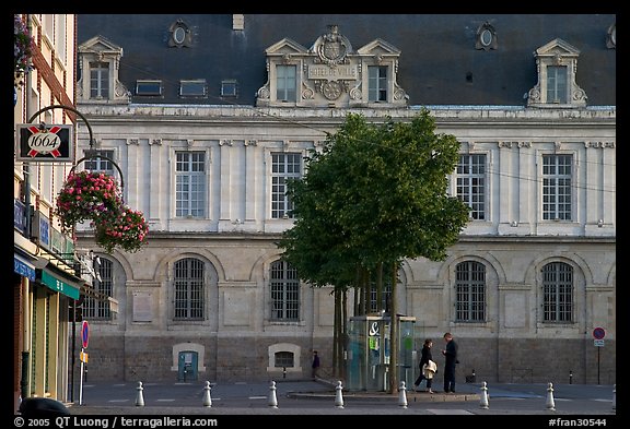 Square in front of City Hall, Amiens. France (color)
