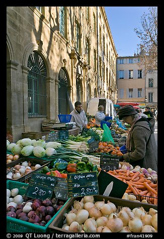 Daily Farmer's market, place Richelme. Aix-en-Provence, France
