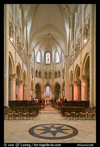 Mass, Saint Quiriace Collegiate Church, Provins. France