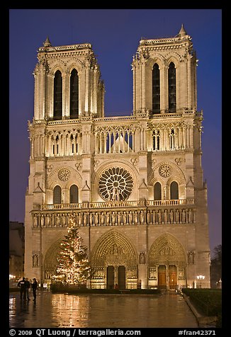 Notre-Dame-de-Paris Cathedral at night. Paris, France
