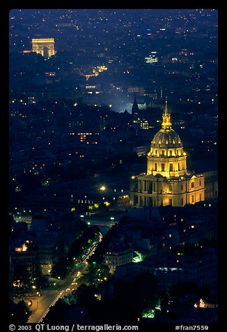 Arc de Triomphe and Invalides seen from the Montparnasse Tower by night. Paris, France