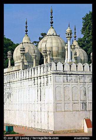 Moti Masjid (Pearl Mosque), enclosed between walls aligned with the rest of the Red Fort. New Delhi, India (color)