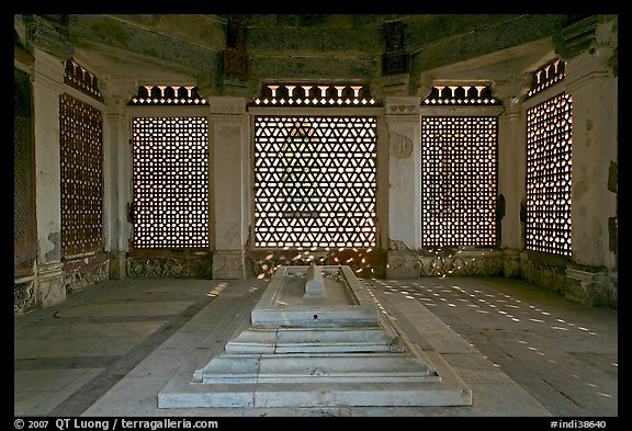 Tomb of Imam Zamin, Qutb complex. New Delhi, India (color)