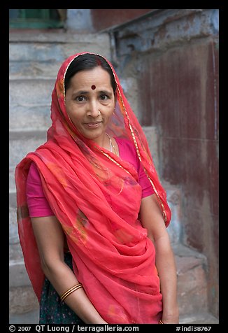 Woman in red sari. Jodhpur, Rajasthan, India (color)