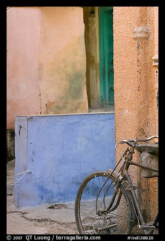 Bicycle and multicolored walls. Jodhpur, Rajasthan, India