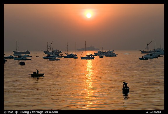 Mumbai harbor, sunrise. Mumbai, Maharashtra, India (color)
