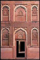 Wall detail of Jehangiri Mahal, Agra Fort. Agra, Uttar Pradesh, India (color)