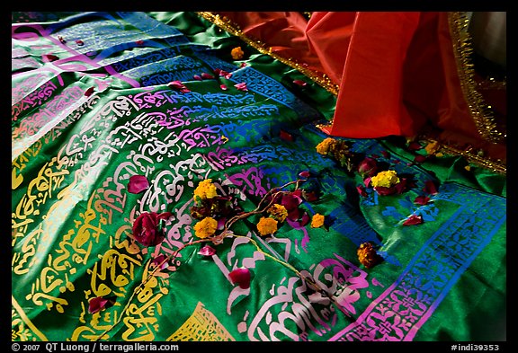 Cloth covering Shaikh Salim Chishti tomb with offered flowers. Fatehpur Sikri, Uttar Pradesh, India