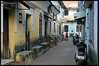 Alley, Panjim (Panaji). Goa, India ( color)