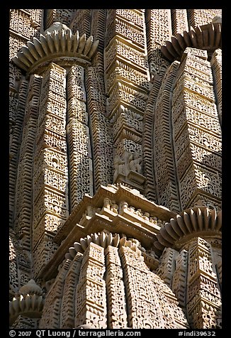 Detail of Sikhara with self-replicating volumes, Kadariya-Mahadev temple. Khajuraho, Madhya Pradesh, India (color)