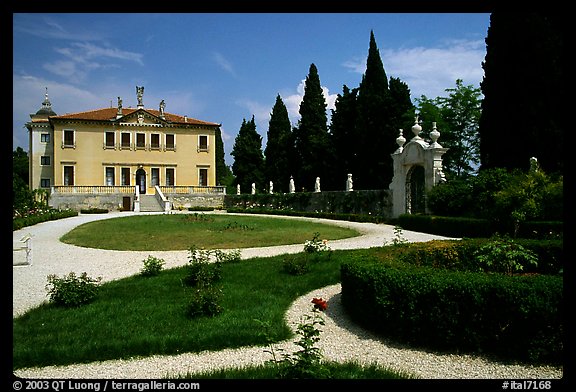 Gardnes and renaissance Villa Valmarana. Veneto, Italy (color)