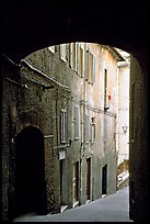 Archway and narrow street. Siena, Tuscany, Italy