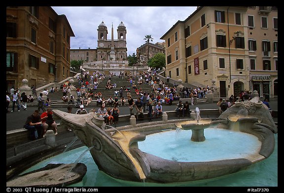Fontana della Barcaccia at the foot of the Spanish Steps. Rome, Lazio, Italy